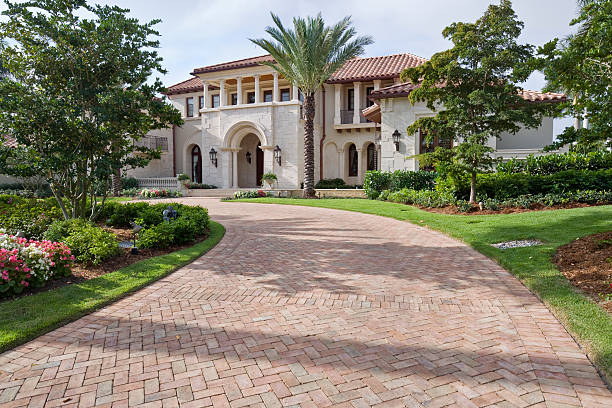 Reasons to Select Us for Your Driveway Paving Requirements in St Louis Park, MN